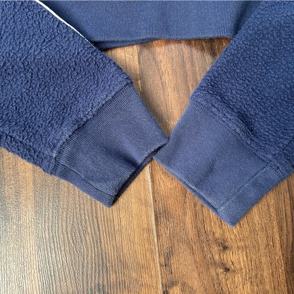 PINK Victoria's Secret Women's Fleece Cropped Polo Sweatshirt in Midnight Navy - Picture 9 of 9